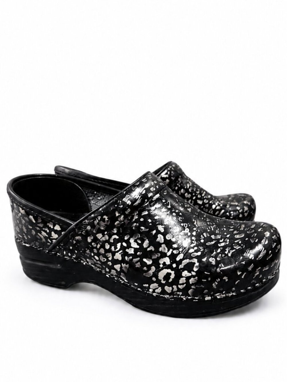 Dansko Clogs Women's 6.5-7 EU 37 Black Glossy Metallic Silver Print Comfort Shoe